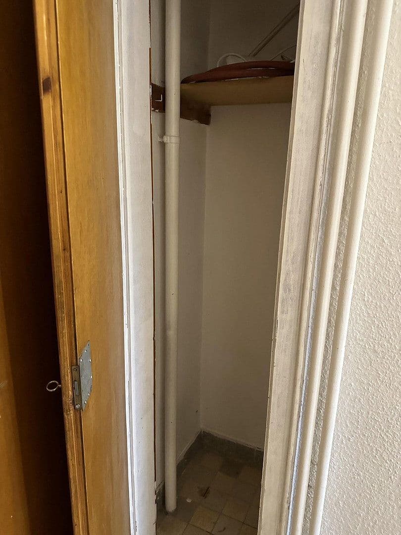 Pronájem bytu 3+1 64 m², Wilhelmshöher Allee 57, Kassel, Hessen Pronájem bytu 3+1 64 m², Wilhelmshöher Allee 57, Kassel, Hessen