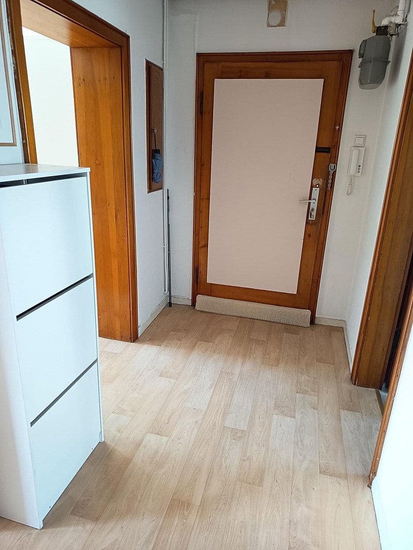 Pronájem bytu 3+1 64 m², Wilhelmshöher Allee 57, Kassel, Hessen Pronájem bytu 3+1 64 m², Wilhelmshöher Allee 57, Kassel, Hessen