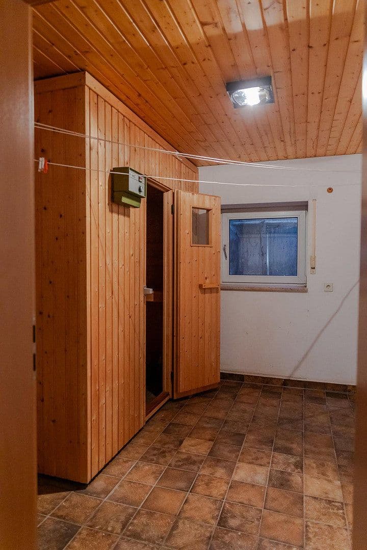 Prodej domu 185 m², pozemek 630 m², Kronberg im Taunus, Hessen Prodej domu 185 m², pozemek 630 m², Kronberg im Taunus, Hessen