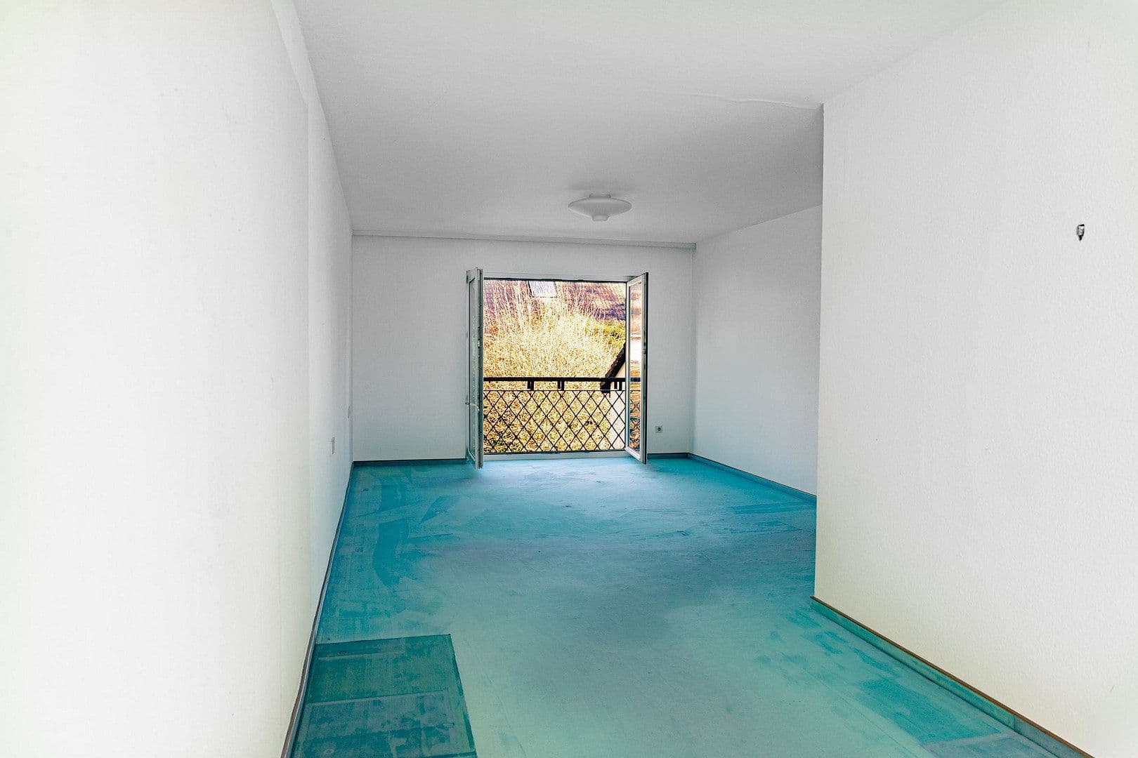 Prodej domu 185 m², pozemek 630 m², Kronberg im Taunus, Hessen Prodej domu 185 m², pozemek 630 m², Kronberg im Taunus, Hessen