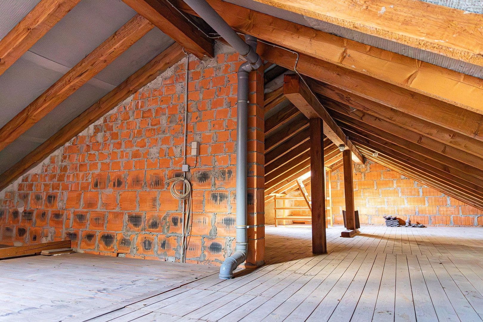 Prodej domu 185 m², pozemek 630 m², Kronberg im Taunus, Hessen Prodej domu 185 m², pozemek 630 m², Kronberg im Taunus, Hessen