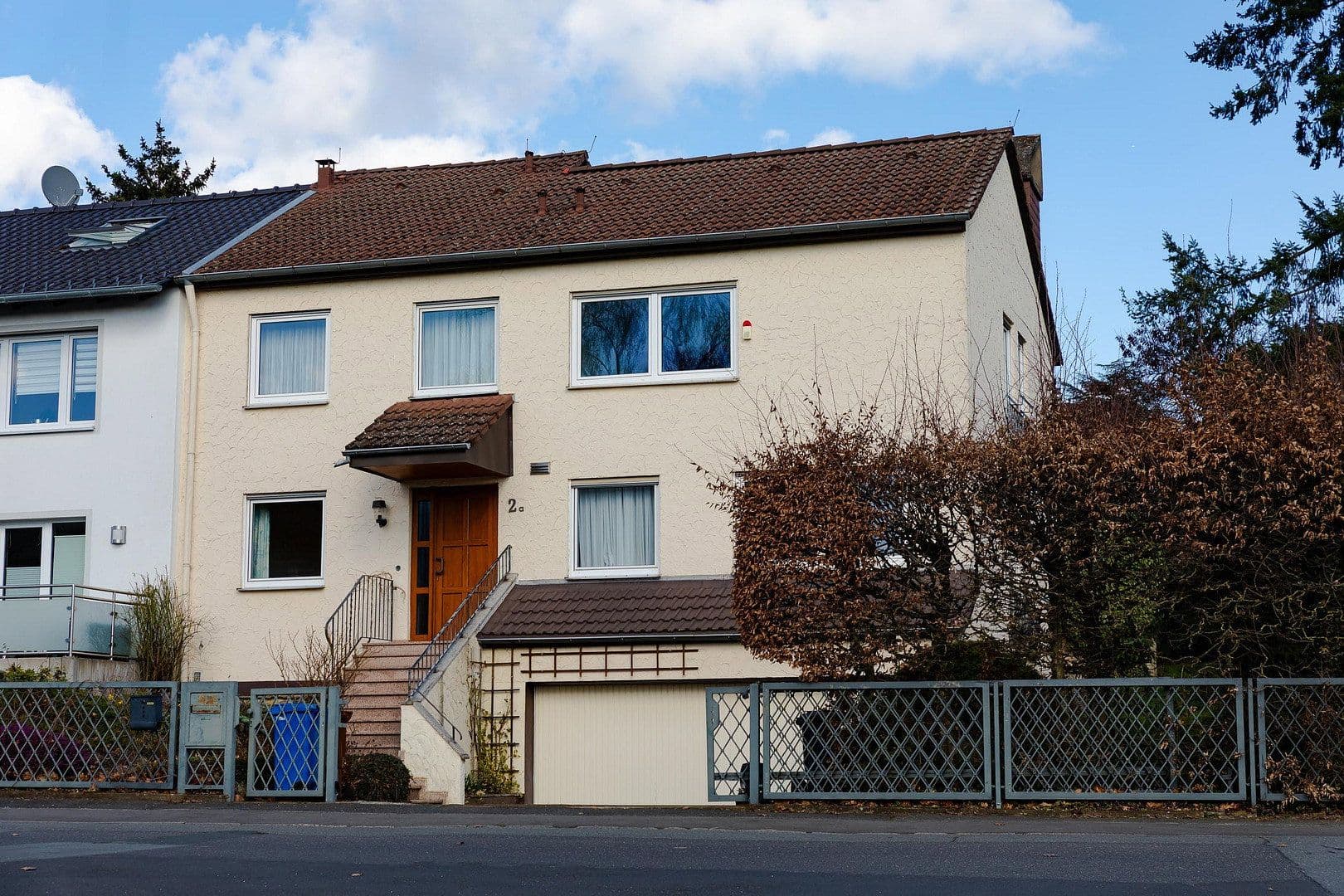 Prodej domu 185 m², pozemek 630 m², Kronberg im Taunus, Hessen Prodej domu 185 m², pozemek 630 m², Kronberg im Taunus, Hessen