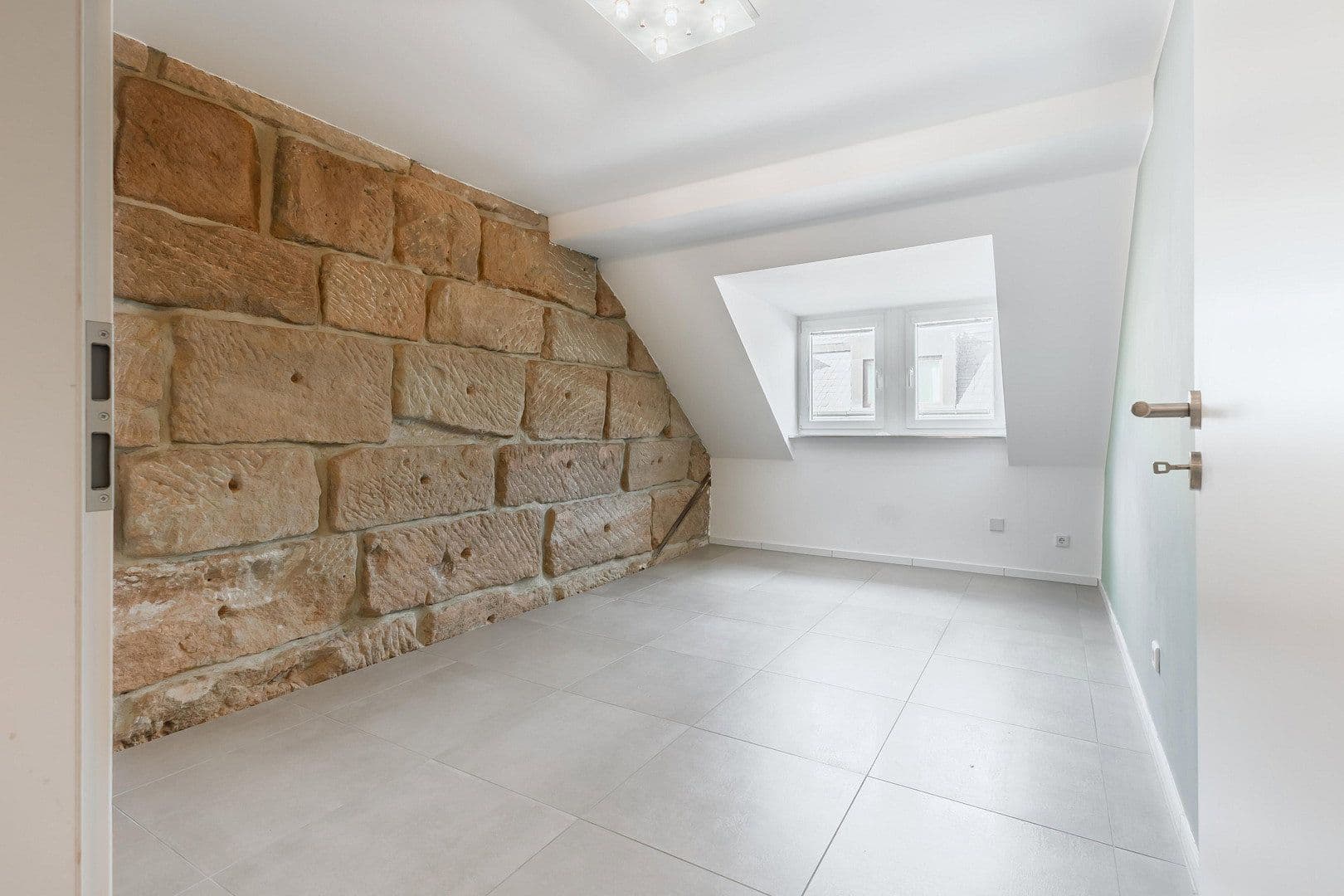 Pronájem bytu 3+kk 82 m², Marienstraße 15, Fürth, Bavorsko Pronájem bytu 3+kk 82 m², Marienstraße 15, Fürth, Bavorsko