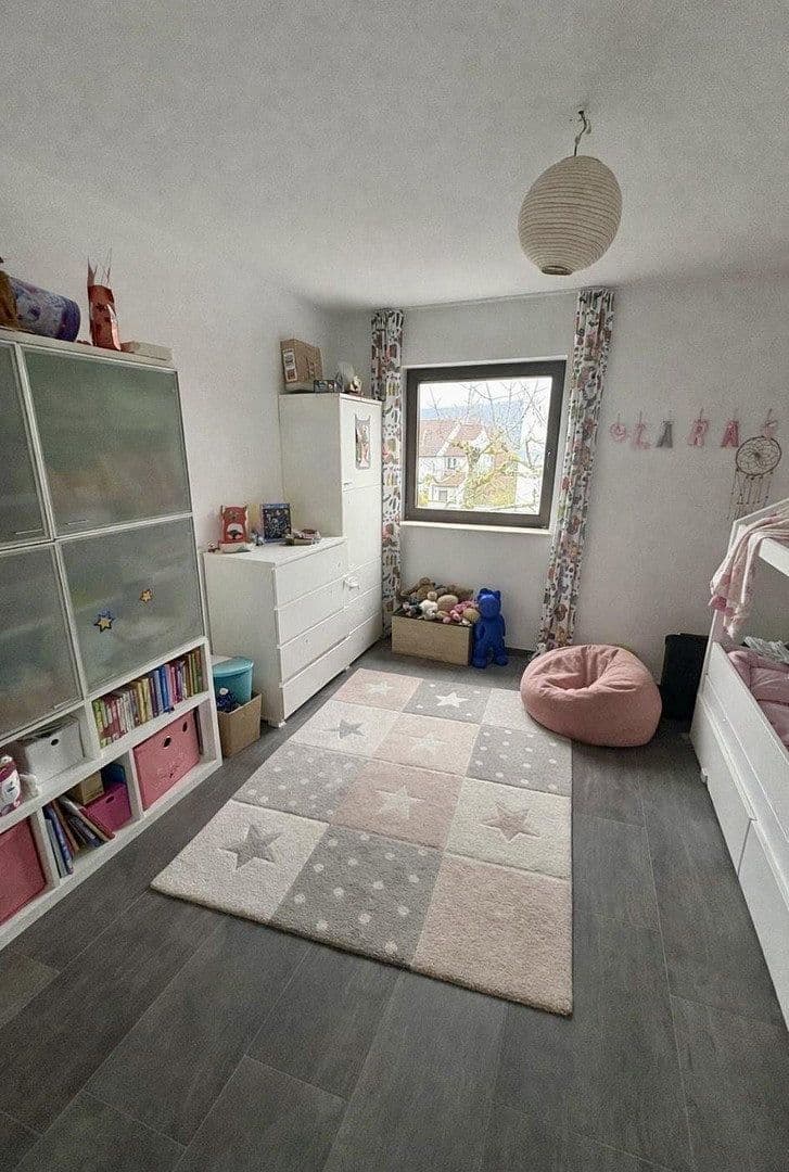 Prodej bytu 4+kk 111 m², Niedernhausen, Hessen Prodej bytu 4+kk 111 m², Niedernhausen, Hessen