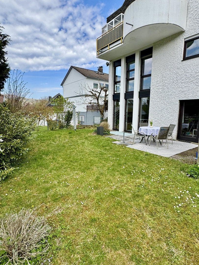 Prodej bytu 4+kk 111 m², Niedernhausen, Hessen Prodej bytu 4+kk 111 m², Niedernhausen, Hessen