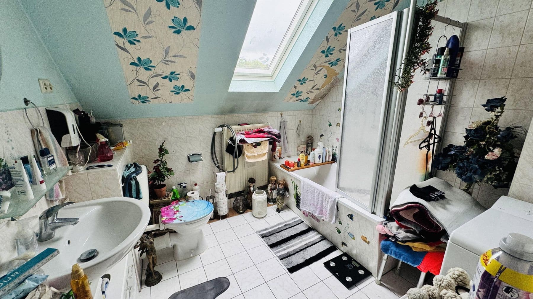 Prodej domu 351 m², pozemek 580 m², Starohrad, Durynsko Prodej domu 351 m², pozemek 580 m², Starohrad, Durynsko