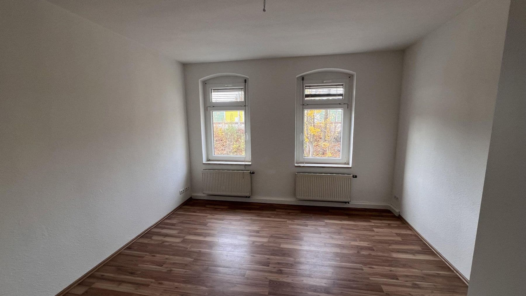 Prodej domu 351 m², pozemek 580 m², Starohrad, Durynsko Prodej domu 351 m², pozemek 580 m², Starohrad, Durynsko