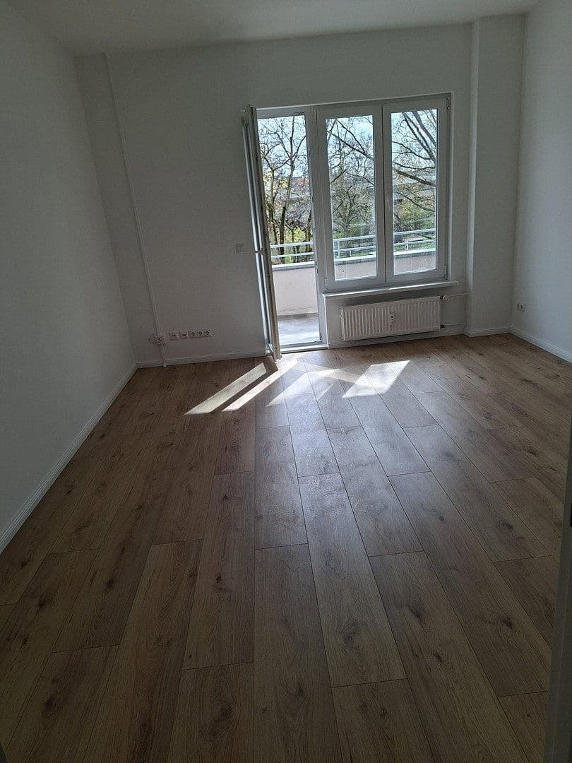 Prodej bytu 3+1 64 m², Berlin, Berlín Prodej bytu 3+1 64 m², Berlin, Berlín