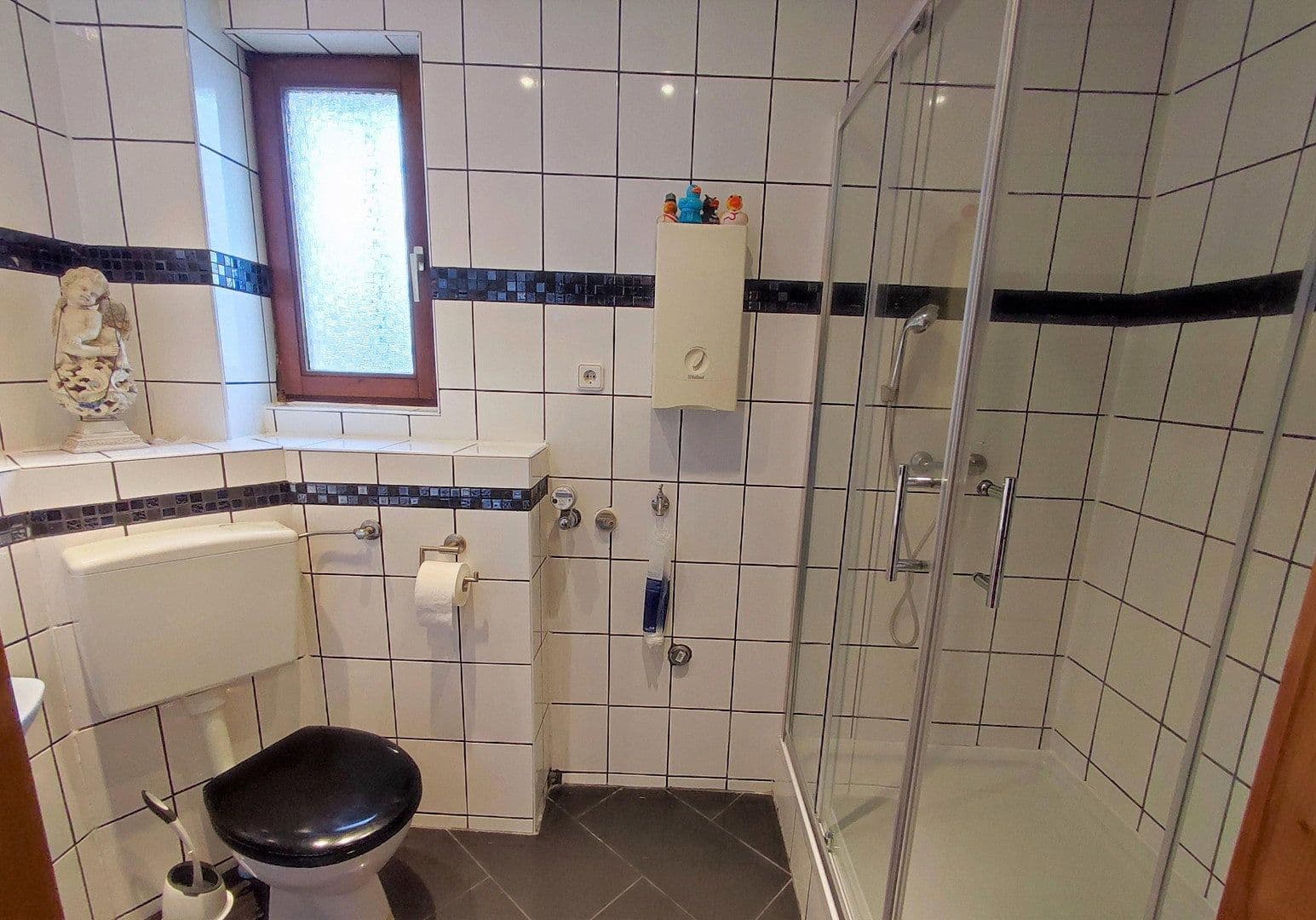 Pronájem bytu 2+kk 64 m², Ringstraße 9, Ilvesheim, Bádensko-Württembersko Pronájem bytu 2+kk 64 m², Ringstraße 9, Ilvesheim, Bádensko-Württembersko