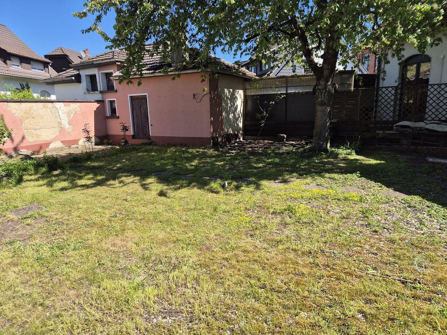 Prodej domu 125 m², pozemek 336 m², Dillingen/Saar, Země Sársko Prodej domu 125 m², pozemek 336 m², Dillingen/Saar, Země Sársko