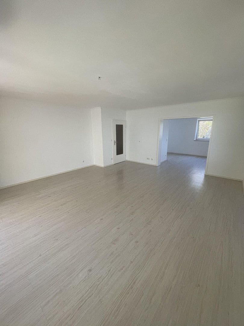 Prodej bytu 3+1 117 m², München, Bavorsko Prodej bytu 3+1 117 m², München, Bavorsko