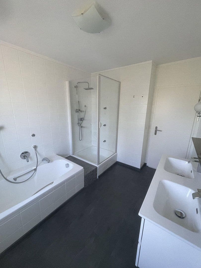 Prodej bytu 3+1 117 m², München, Bavorsko Prodej bytu 3+1 117 m², München, Bavorsko