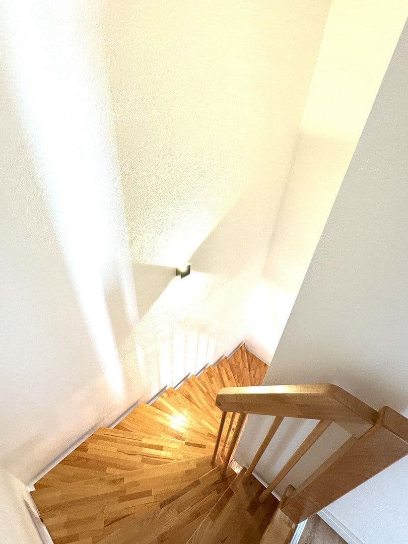 Prodej domu 111 m², pozemek 172 m², Gilching, Bavorsko Prodej domu 111 m², pozemek 172 m², Gilching, Bavorsko