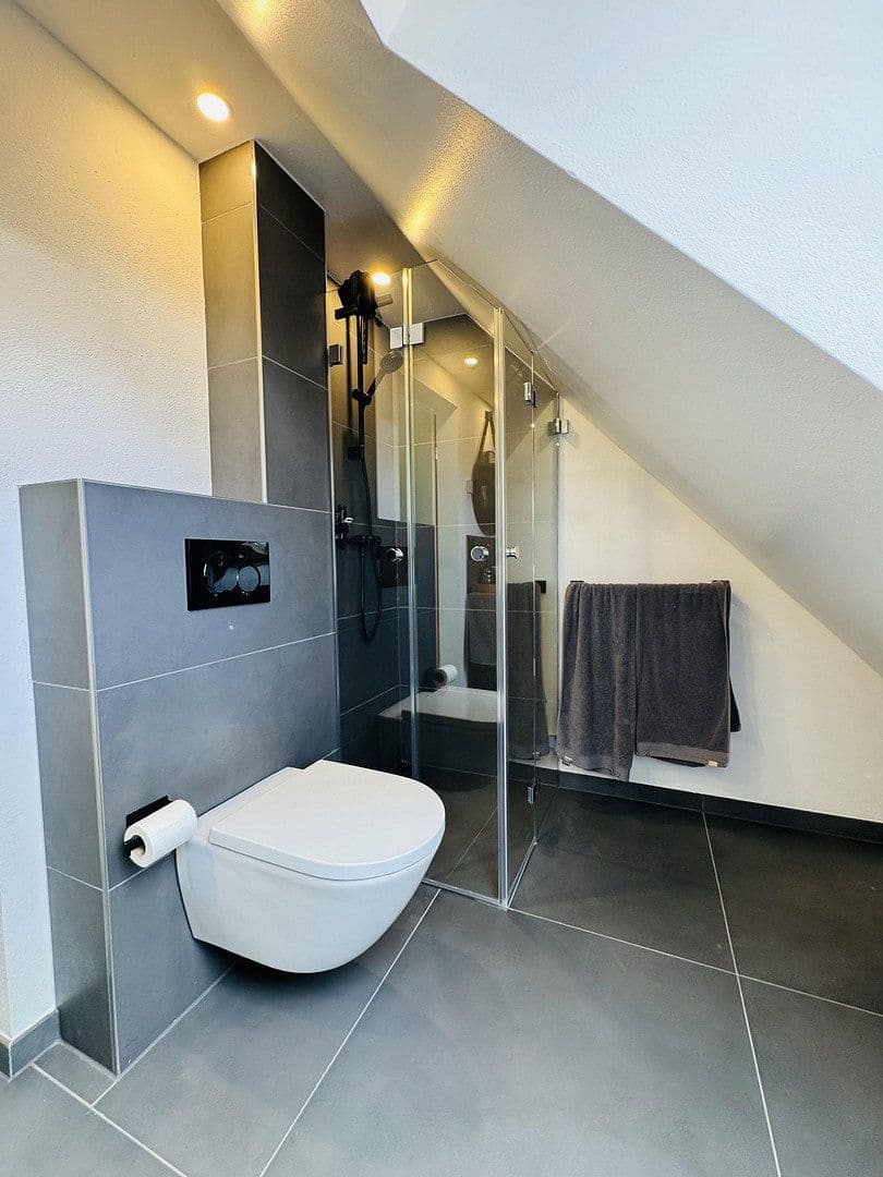 Prodej domu 111 m², pozemek 172 m², Gilching, Bavorsko Prodej domu 111 m², pozemek 172 m², Gilching, Bavorsko