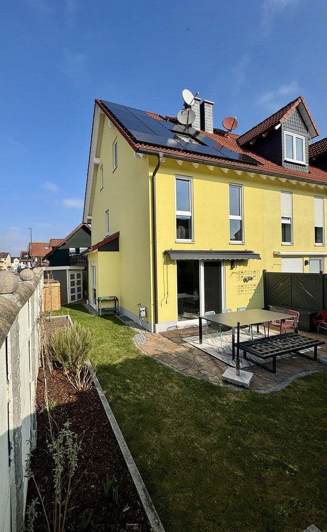 Prodej domu 111 m², pozemek 172 m², Gilching, Bavorsko Prodej domu 111 m², pozemek 172 m², Gilching, Bavorsko