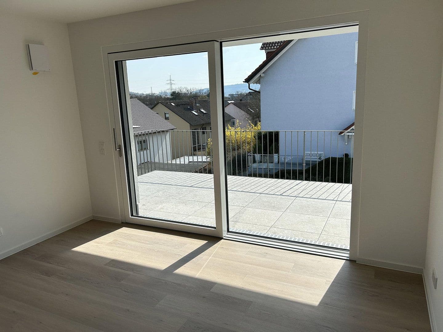 Pronájem bytu 3+1 108 m², Scheckertstrasse 2, Zell am Main, Bavorsko Pronájem bytu 3+1 108 m², Scheckertstrasse 2, Zell am Main, Bavorsko