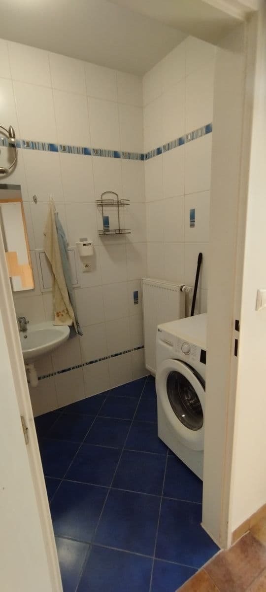 Prodej bytu 2+kk 43 m², Bechlínská, Praha, Praha Prodej bytu 2+kk 43 m², Bechlínská, Praha, Praha