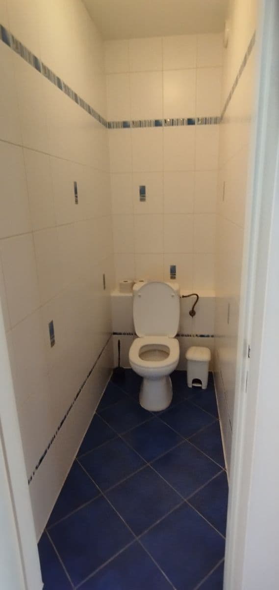 Prodej bytu 2+kk 43 m², Bechlínská, Praha, Praha Prodej bytu 2+kk 43 m², Bechlínská, Praha, Praha