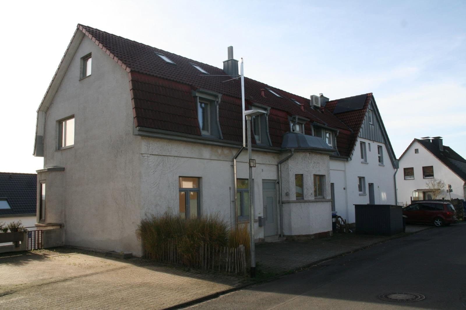 Prodej domu 238 m², pozemek 323 m², Im Lerchenfeld 10, Herdecke, Severní Porýní-Vestfálsko Prodej domu 238 m², pozemek 323 m², Im Lerchenfeld 10, Herdecke, Severní Porýní-Vestfálsko