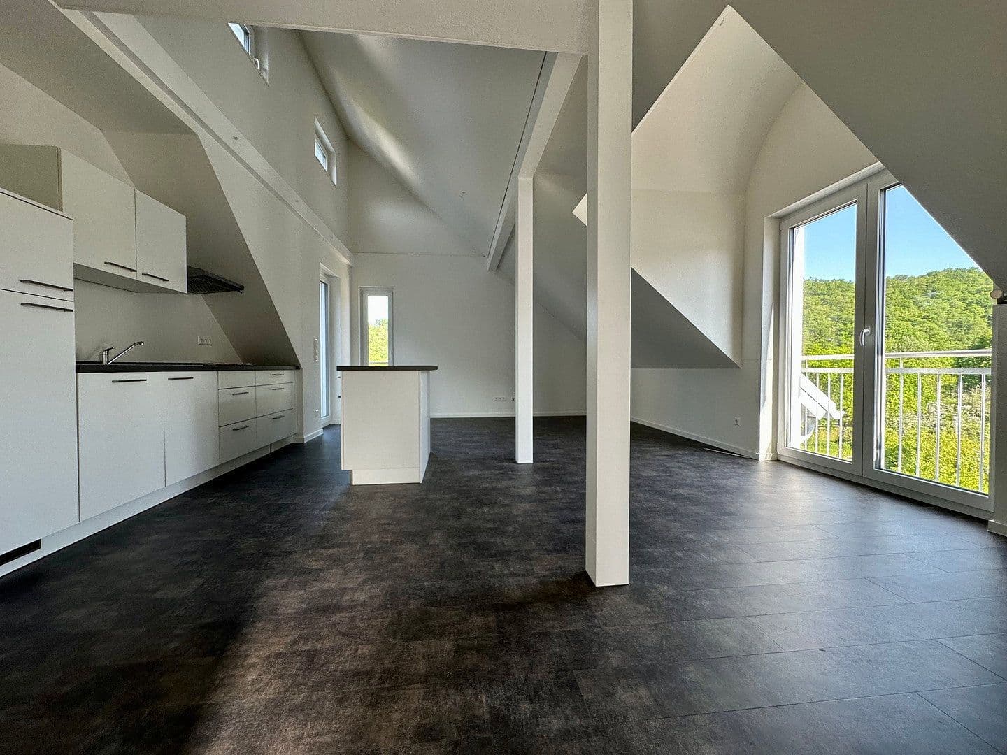 Pronájem bytu 3+1 71 m², Gemünden, Porýní-Falc Pronájem bytu 3+1 71 m², Gemünden, Porýní-Falc