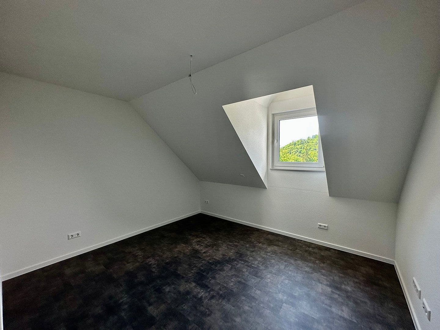 Pronájem bytu 3+1 71 m², Gemünden, Porýní-Falc Pronájem bytu 3+1 71 m², Gemünden, Porýní-Falc