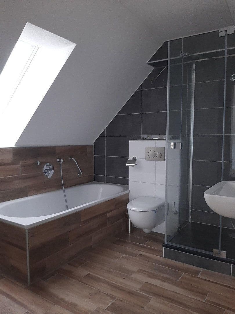 Prodej bytu 4+1 117 m², Heidelberg, Bádensko-Württembersko Prodej bytu 4+1 117 m², Heidelberg, Bádensko-Württembersko