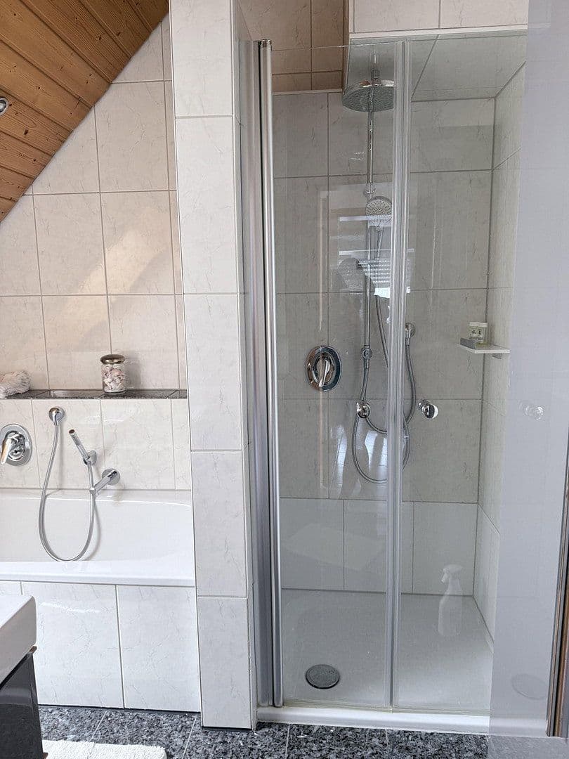 Prodej bytu 3+kk 110 m², Germersheimer Str. 12, Ludwigshafen, Porýní-Falc Prodej bytu 3+kk 110 m², Germersheimer Str. 12, Ludwigshafen, Porýní-Falc