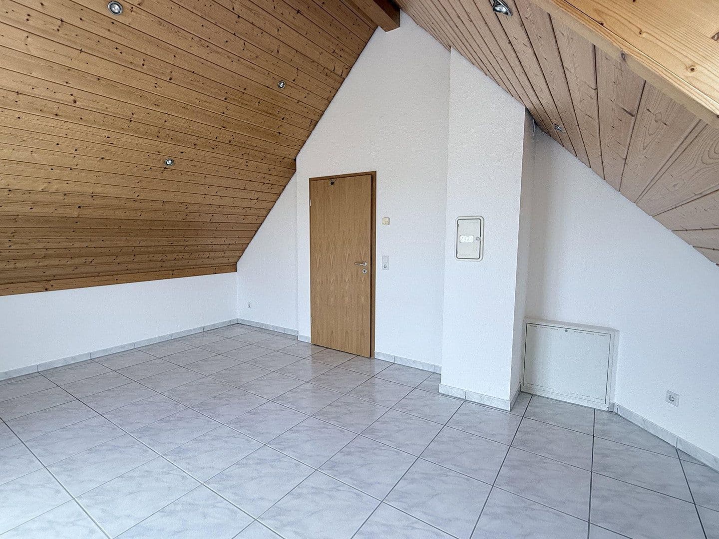 Prodej bytu 3+kk 110 m², Germersheimer Str. 12, Ludwigshafen, Porýní-Falc Prodej bytu 3+kk 110 m², Germersheimer Str. 12, Ludwigshafen, Porýní-Falc