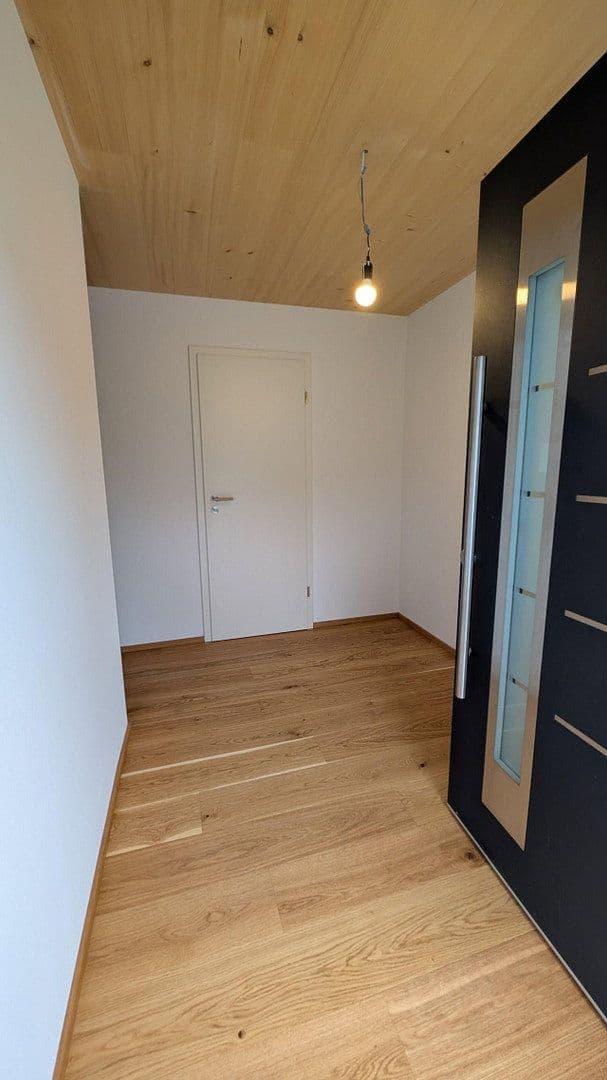 Pronájem bytu 3+kk 107 m², Meßkircher Straße 159A, Stockach, Bádensko-Württembersko Pronájem bytu 3+kk 107 m², Meßkircher Straße 159A, Stockach, Bádensko-Württembersko