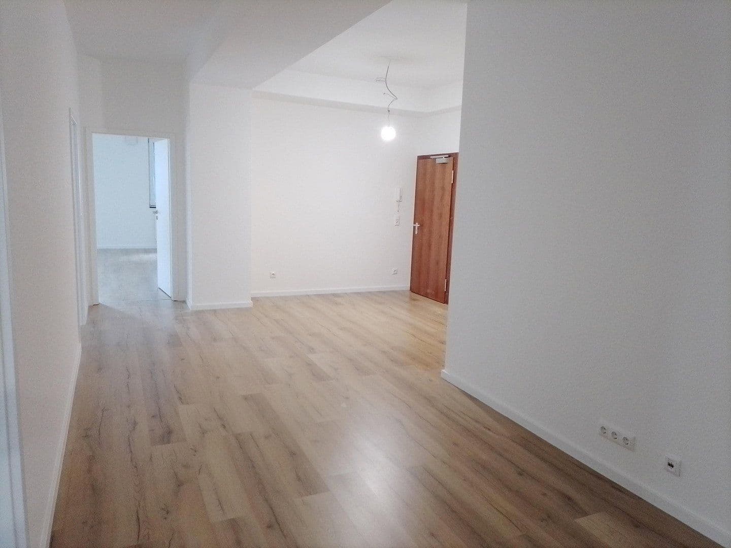 Pronájem bytu 4+kk 185 m², Harleßstr. 1a, Düsseldorf, Severní Porýní-Vestfálsko Pronájem bytu 4+kk 185 m², Harleßstr. 1a, Düsseldorf, Severní Porýní-Vestfálsko