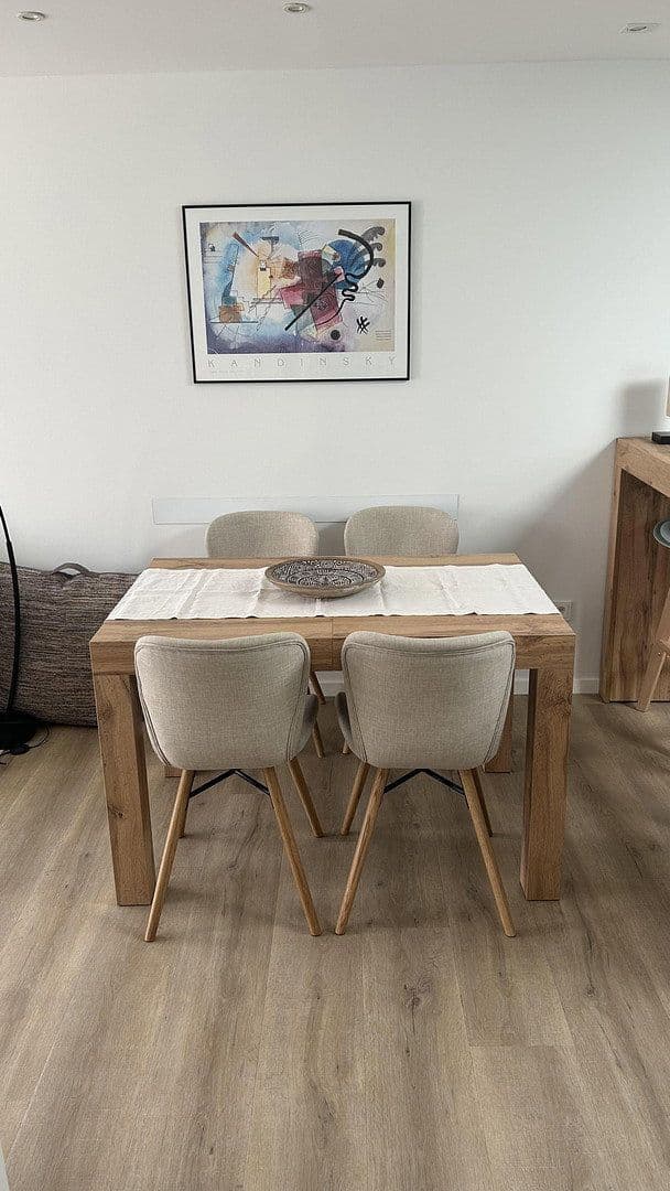 Pronájem bytu 3+1 78 m², Hennef (Sieg), Severní Porýní-Vestfálsko Pronájem bytu 3+1 78 m², Hennef (Sieg), Severní Porýní-Vestfálsko