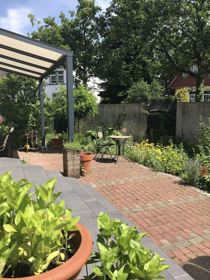 Prodej domu 180 m², pozemek 397 m², Offenbach/Main, Hessen Prodej domu 180 m², pozemek 397 m², Offenbach/Main, Hessen