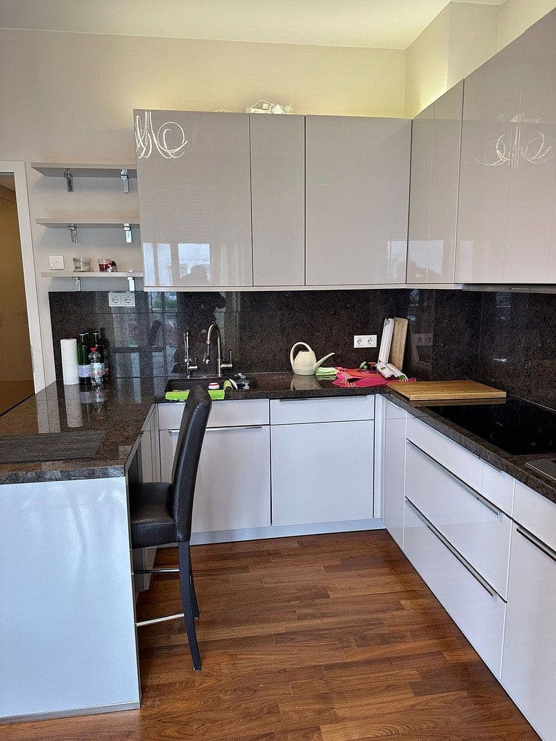 Pronájem bytu 4+1 135 m², Berlin, Berlín Pronájem bytu 4+1 135 m², Berlin, Berlín