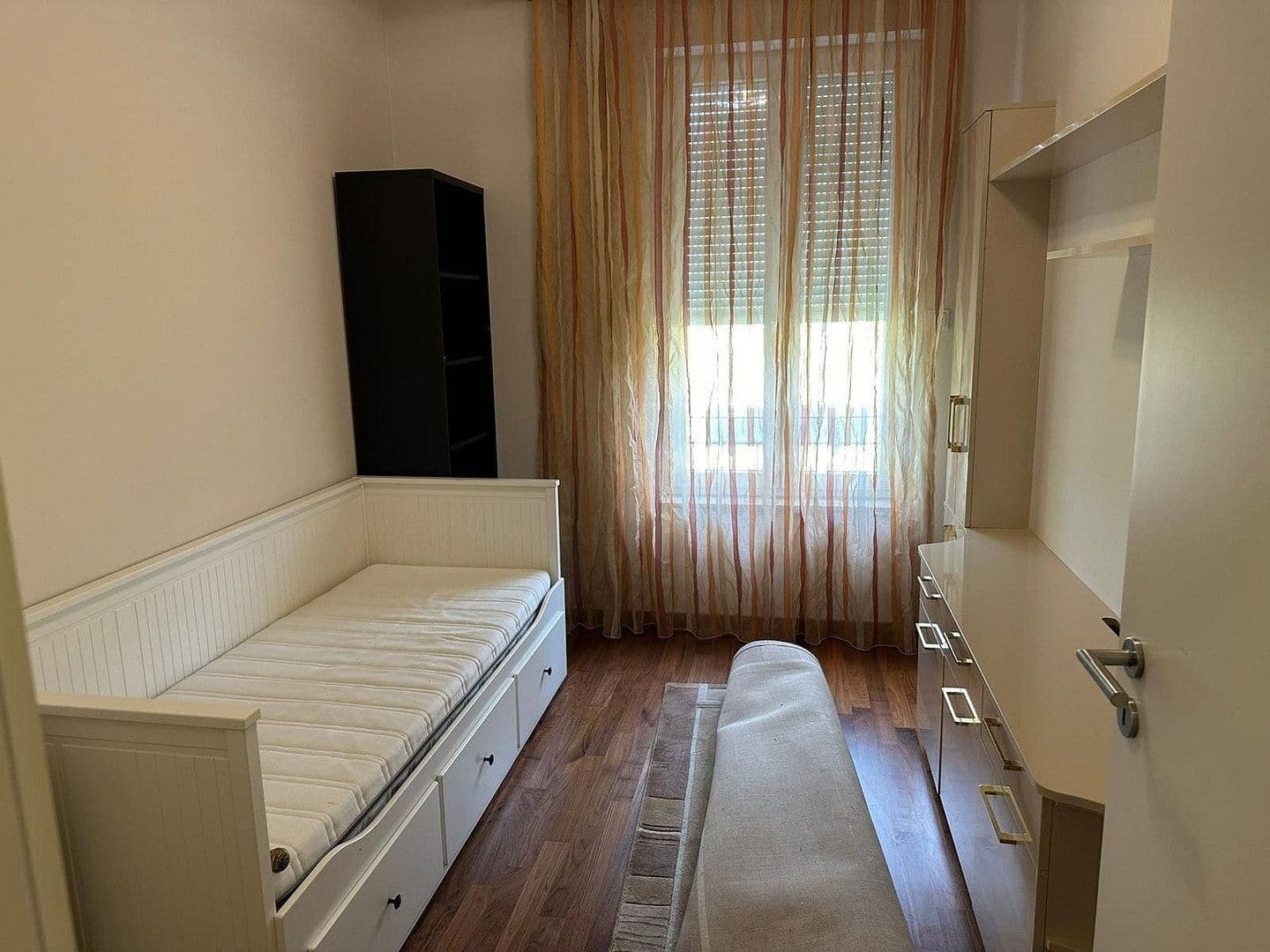 Pronájem bytu 4+1 135 m², Berlin, Berlín Pronájem bytu 4+1 135 m², Berlin, Berlín