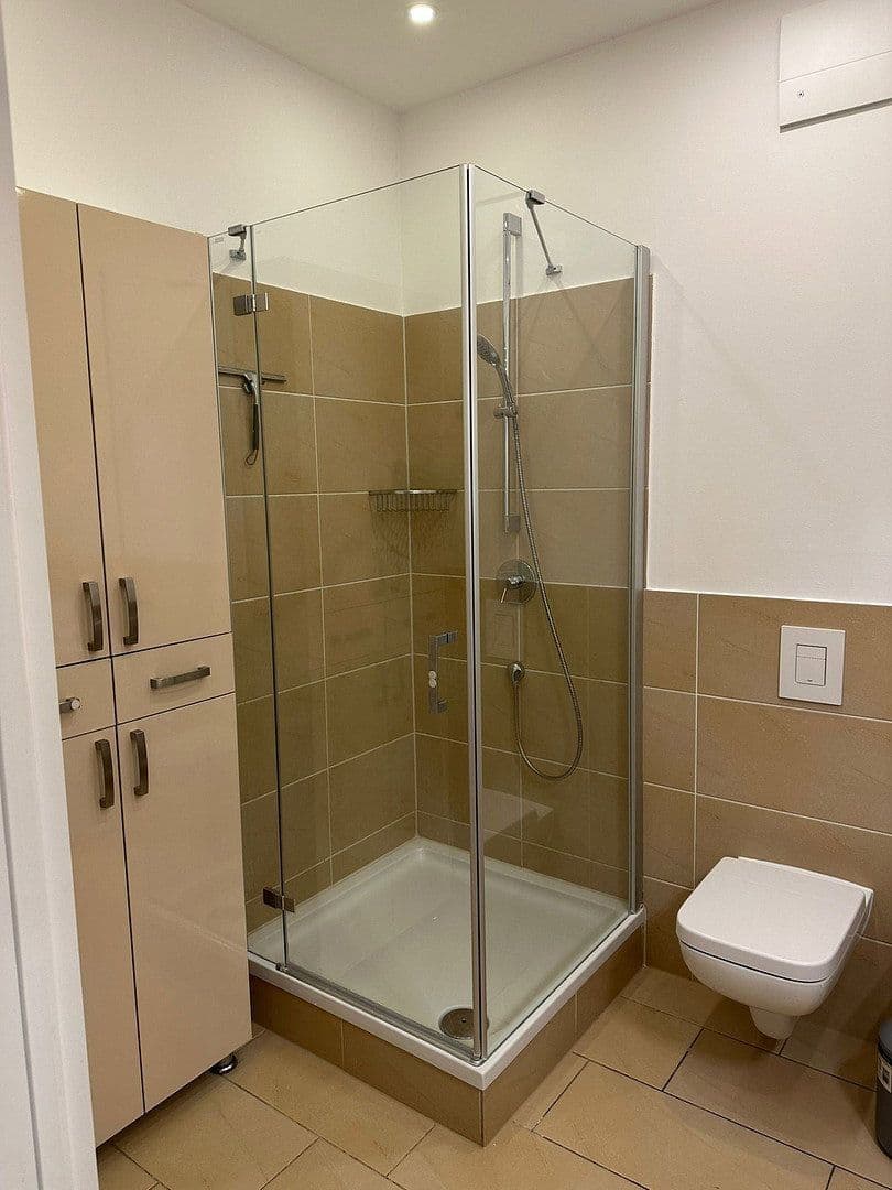 Pronájem bytu 4+1 135 m², Berlin, Berlín Pronájem bytu 4+1 135 m², Berlin, Berlín