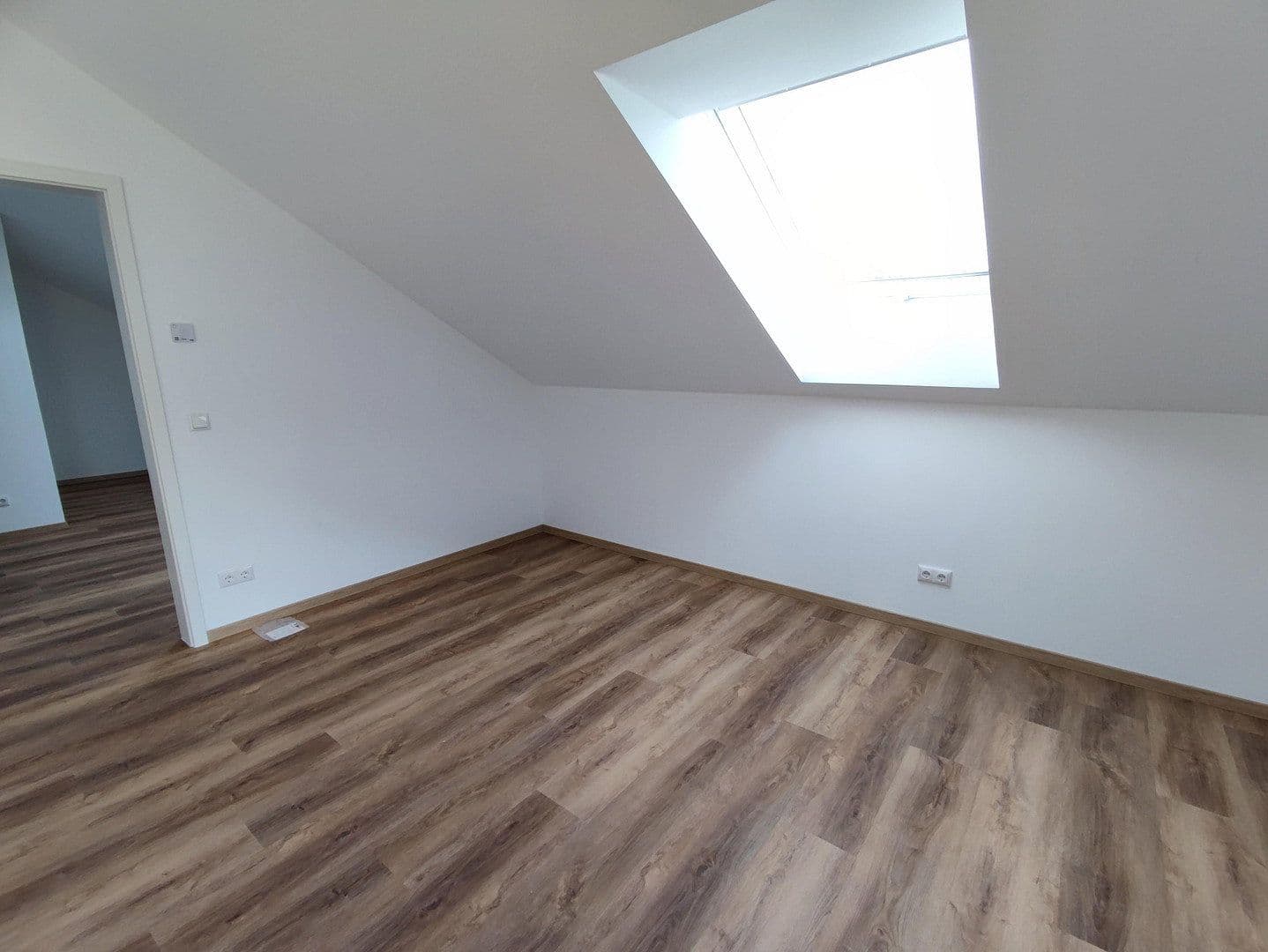 Pronájem bytu 2+1 74 m², Boschstraße 3, Heldenstein, Bavorsko Pronájem bytu 2+1 74 m², Boschstraße 3, Heldenstein, Bavorsko