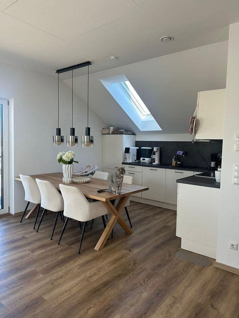 Pronájem bytu 2+1 74 m², Boschstraße 3, Heldenstein, Bavorsko Pronájem bytu 2+1 74 m², Boschstraße 3, Heldenstein, Bavorsko