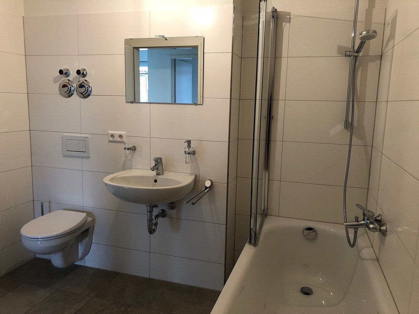 Pronájem bytu 2+kk 63 m², Tumringerstr. 242, Lörrach, Bádensko-Württembersko Pronájem bytu 2+kk 63 m², Tumringerstr. 242, Lörrach, Bádensko-Württembersko