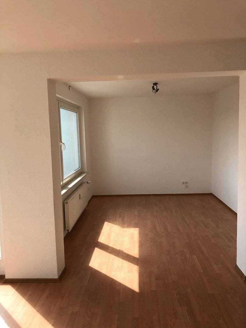 Pronájem bytu 2+1 66 m², Hameln, Dolní Sasko Pronájem bytu 2+1 66 m², Hameln, Dolní Sasko