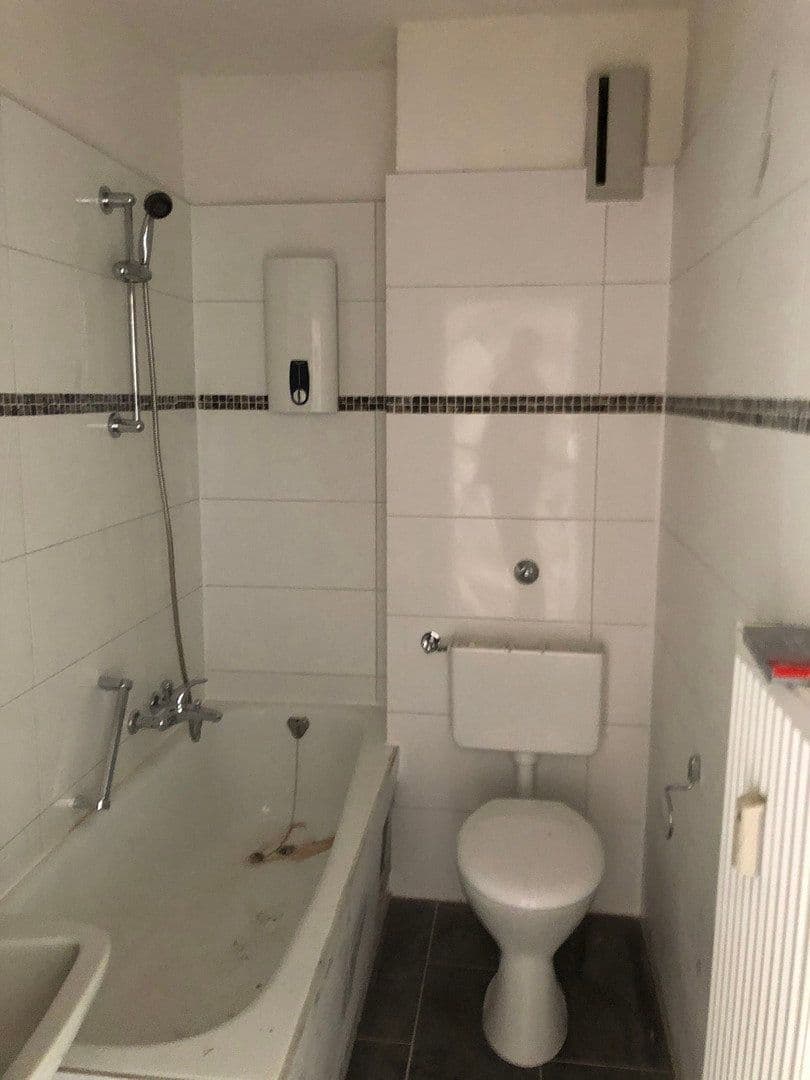 Pronájem bytu 2+1 66 m², Hameln, Dolní Sasko Pronájem bytu 2+1 66 m², Hameln, Dolní Sasko