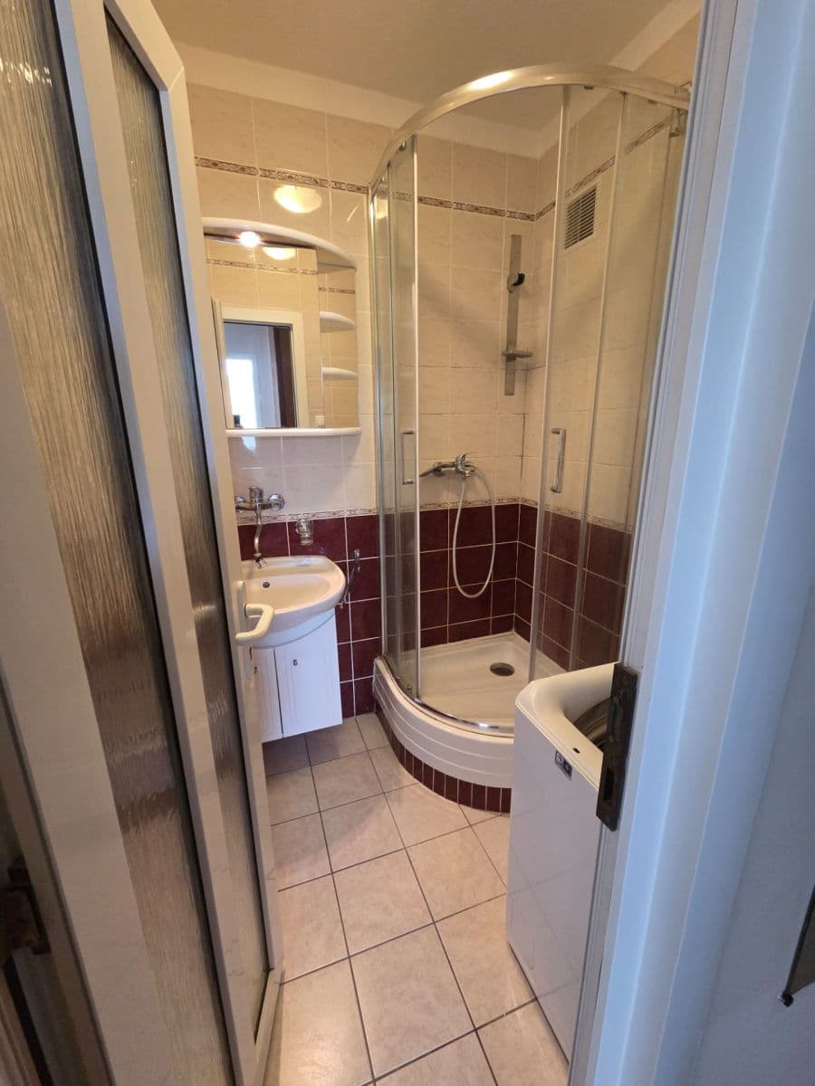 Prodej bytu 3+1 73 m², Adámiho, Karlova Ves, Bratislavský kraj Prodej bytu 3+1 73 m², Adámiho, Karlova Ves, Bratislavský kraj