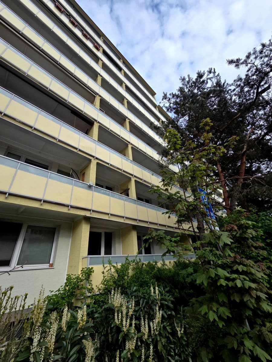 Prodej bytu 3+1 73 m², Adámiho, Karlova Ves, Bratislavský kraj Prodej bytu 3+1 73 m², Adámiho, Karlova Ves, Bratislavský kraj