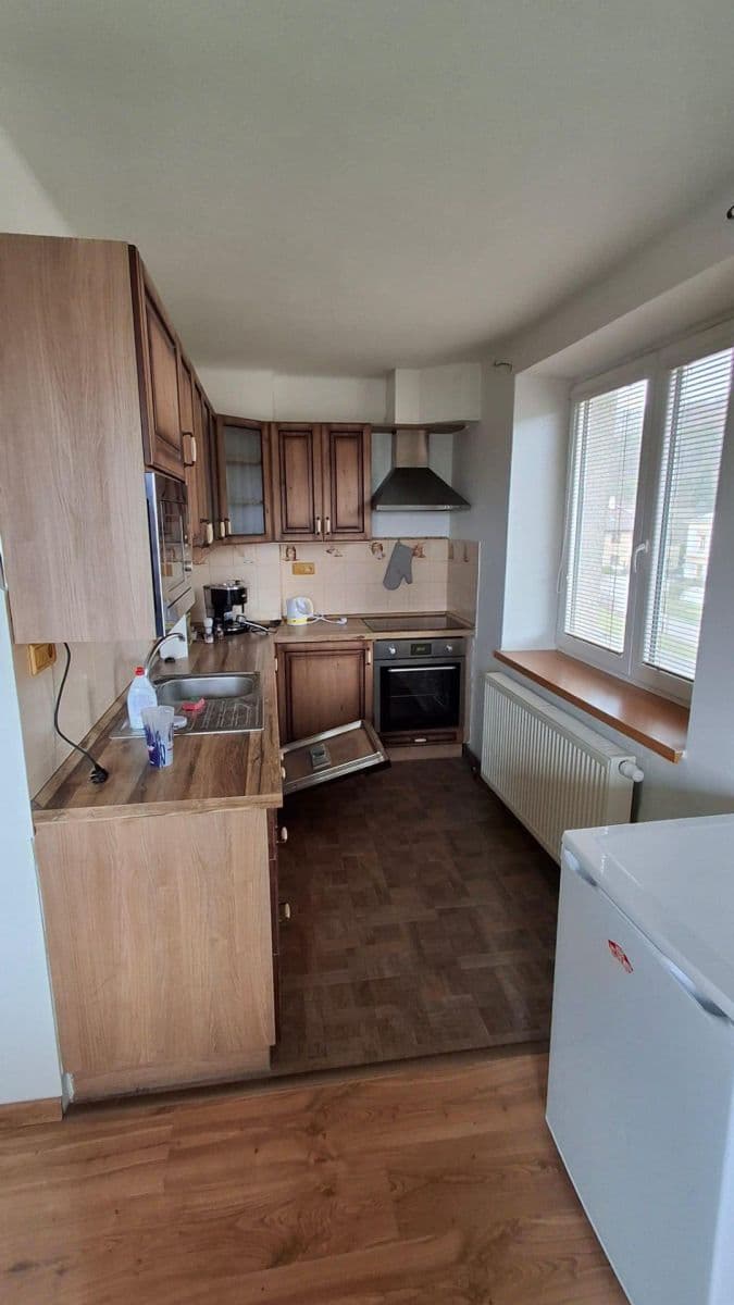 Pronájem bytu 3+kk 64 m², Stárkov, Královéhradecký kraj Pronájem bytu 3+kk 64 m², Stárkov, Královéhradecký kraj