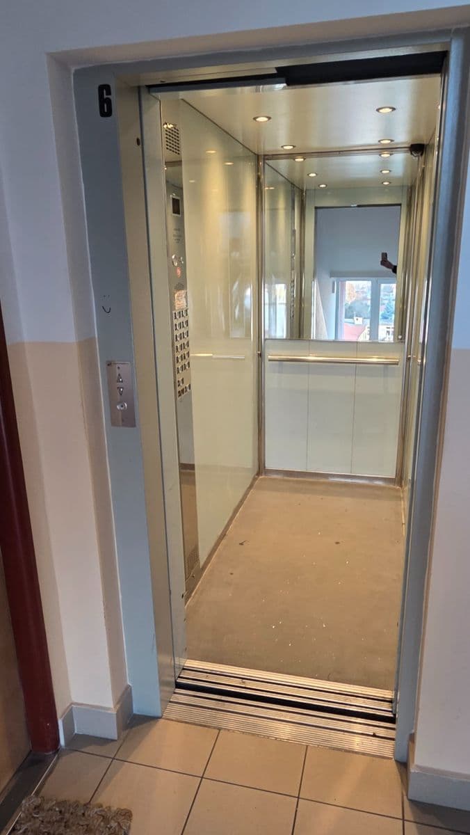 Prodej bytu 2+1 64 m², třída Václava Klementa, Mladá Boleslav, Středočeský kraj Prodej bytu 2+1 64 m², třída Václava Klementa, Mladá Boleslav, Středočeský kraj