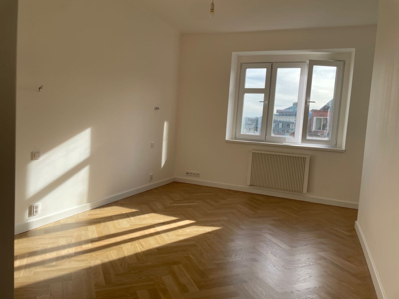 Prodej bytu 2+kk 50 m², Na dolinách, Praha, Praha Prodej bytu 2+kk 50 m², Na dolinách, Praha, Praha