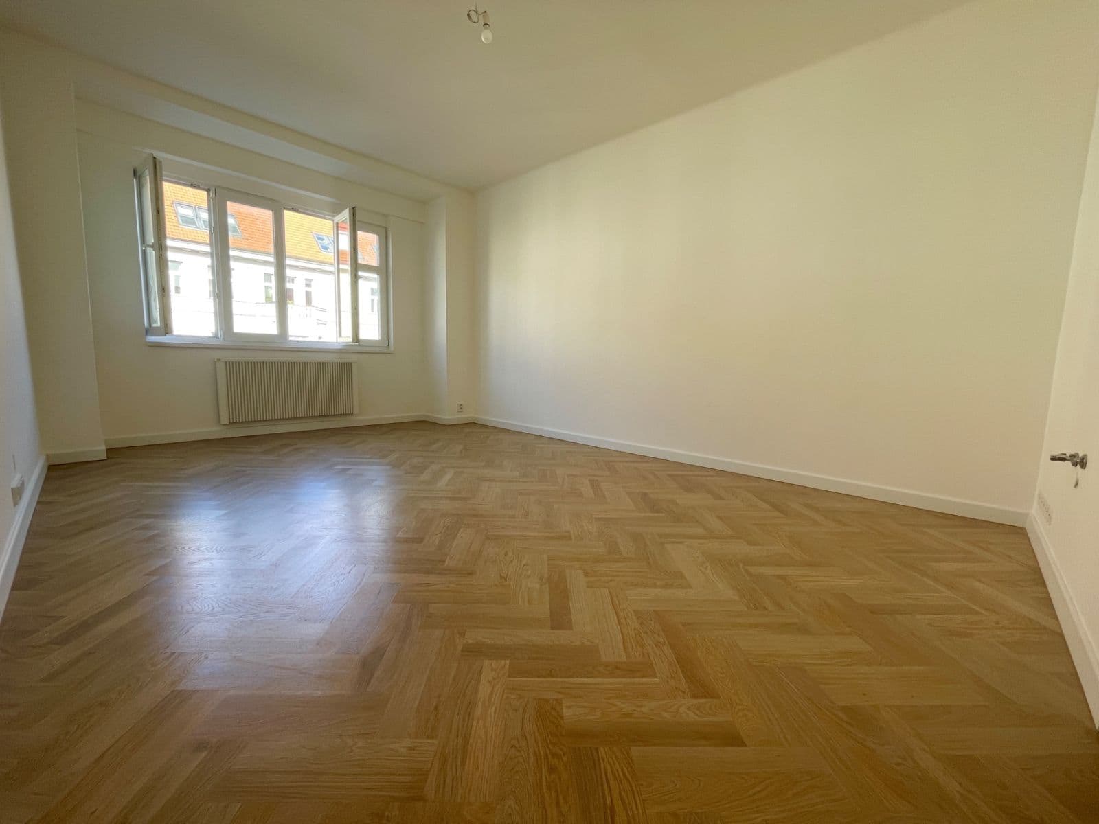 Prodej bytu 2+kk 50 m², Na dolinách, Praha, Praha Prodej bytu 2+kk 50 m², Na dolinách, Praha, Praha