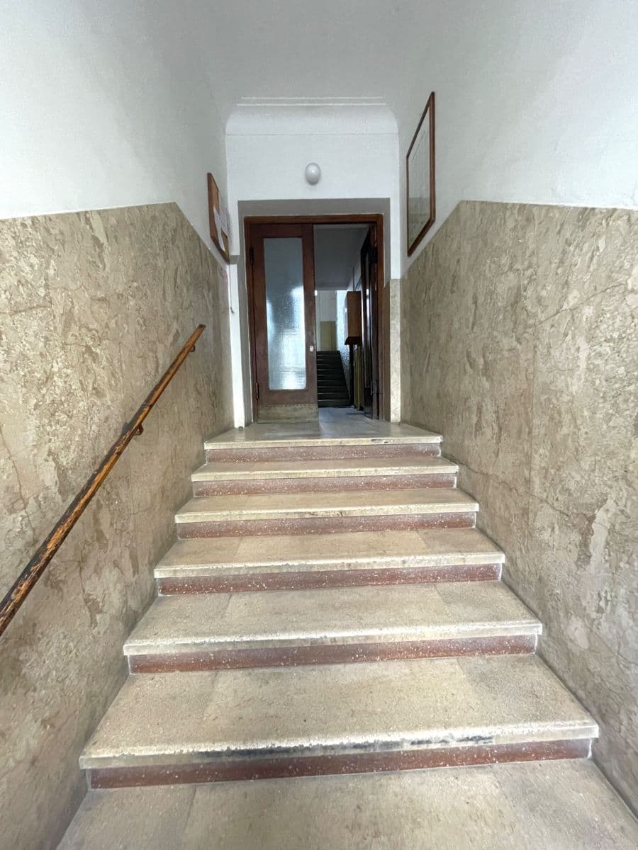 Prodej bytu 2+kk 50 m², Na dolinách, Praha, Praha Prodej bytu 2+kk 50 m², Na dolinách, Praha, Praha