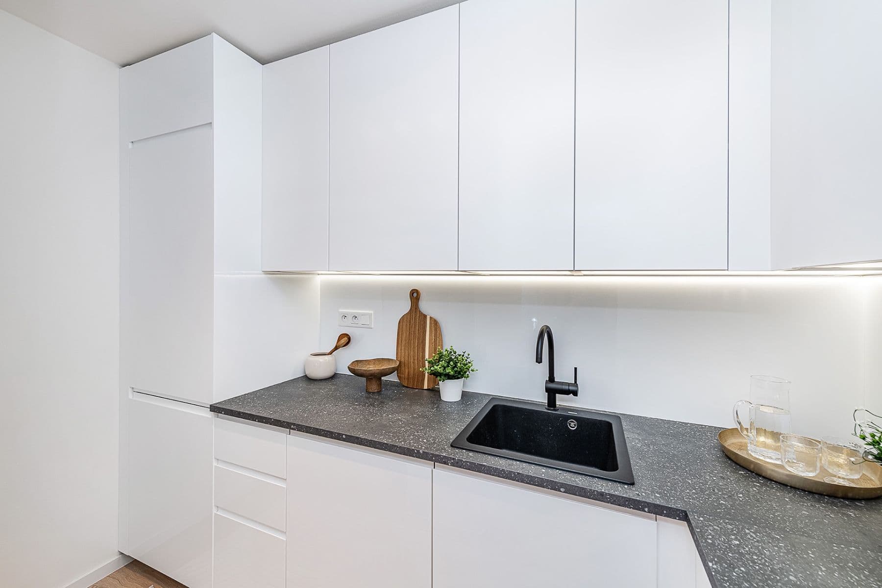Prodej bytu 4+kk 76 m², Poznaňská, Praha, Praha Prodej bytu 4+kk 76 m², Poznaňská, Praha, Praha