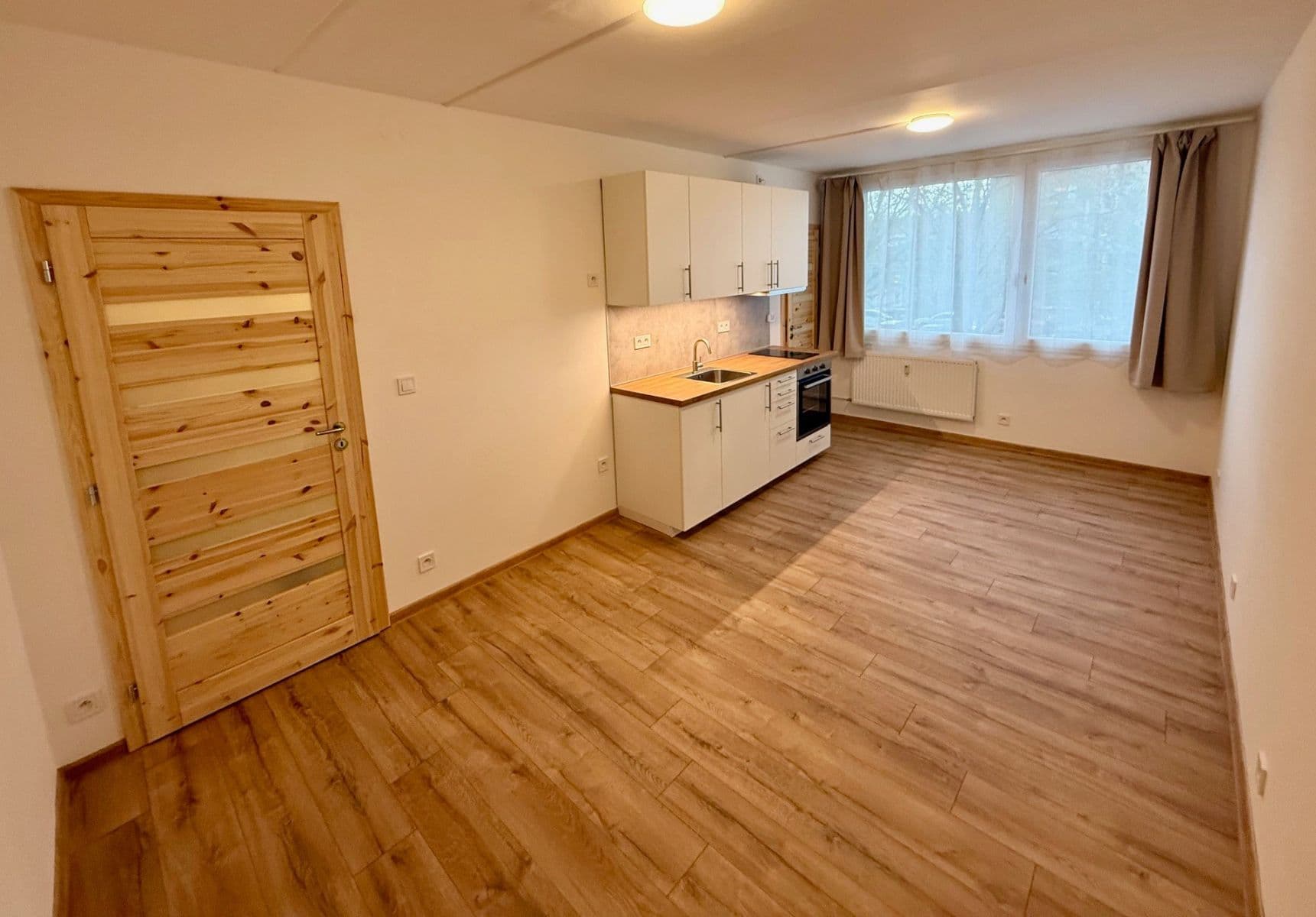 Pronájem bytu 2+kk 33 m², Holandská, Kladno, Středočeský kraj Pronájem bytu 2+kk 33 m², Holandská, Kladno, Středočeský kraj