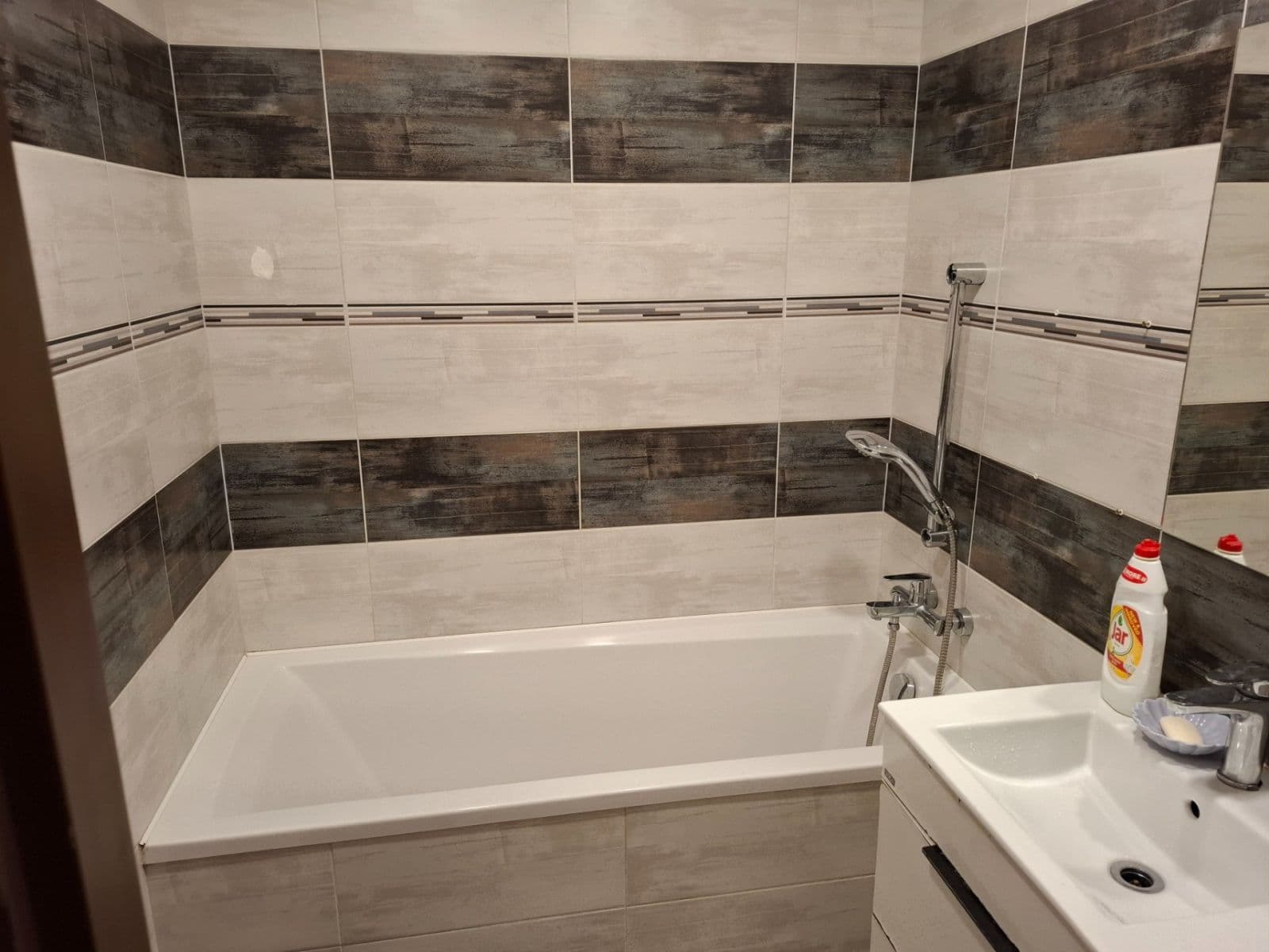 Pronájem bytu 2+1 58 m², Masarykova třída, Orlová, Moravskoslezský kraj Pronájem bytu 2+1 58 m², Masarykova třída, Orlová, Moravskoslezský kraj